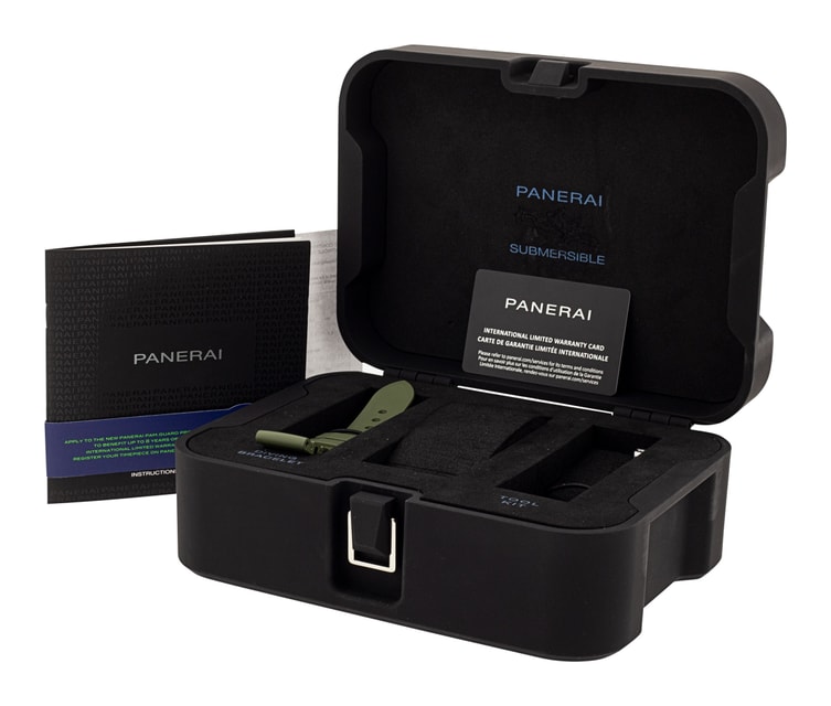 Panerai Submersible PAM00968 Image 5